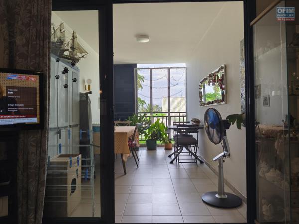 A vendre appartement T3 : 70,60 m2, avec varangue –Résidence récente Centre-ville de La Possession.