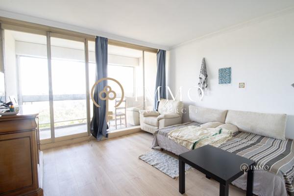 Appartement 5 pièces : 3P + Studio indépendant