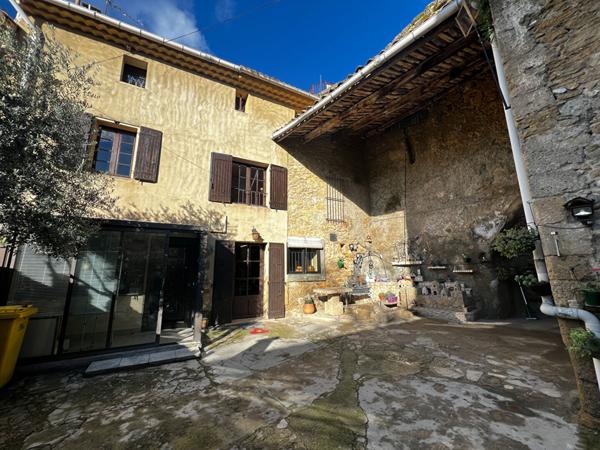 A VENDRE ENTRAIGUES SUR LA SORGUE  4 pièce(s) 125 m2