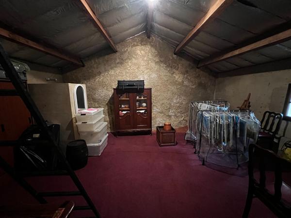 A VENDRE ENTRAIGUES SUR LA SORGUE  4 pièce(s) 125 m2