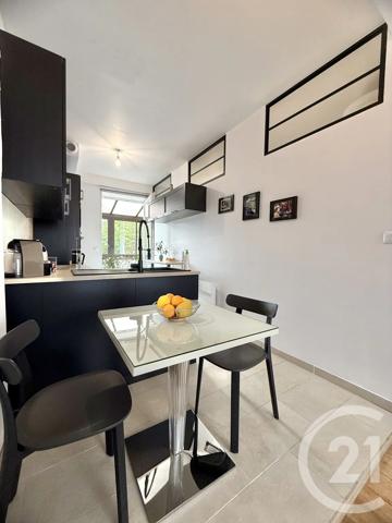 Appartement F3 à vendre  3 pièces - 70,03 m 2   MAISONS LAFFITTE  - 78