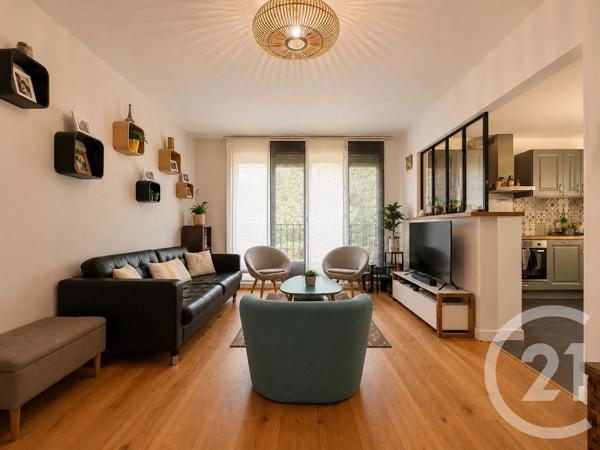 Appartement F4 à vendre  4 pièces - 80,30 m 2   MAISONS LAFFITTE  - 78