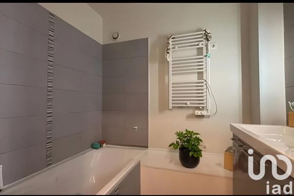 Appartement à vendre 4 pièces 92 m² Marseille 12