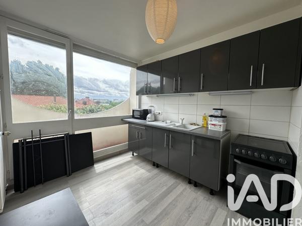 Location appartement 2 pièces 49 m² Chelles