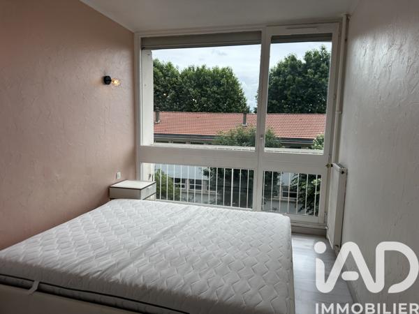 Location appartement 2 pièces 49 m² Chelles