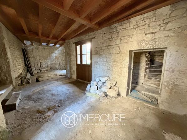 Maison à Mirebeau