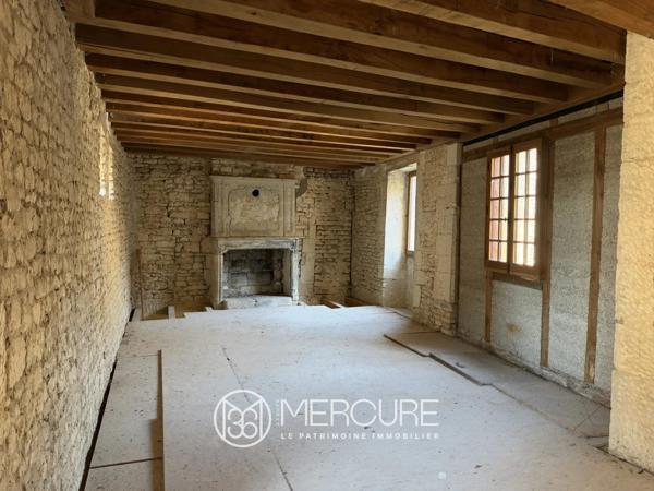 Maison à Mirebeau