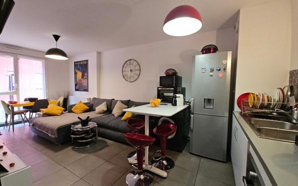 Appartement à vendre    3 pièces • 58,41 m2 Saint-Étienne