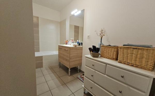 Appartement à vendre    3 pièces • 58,41 m2 Saint-Étienne