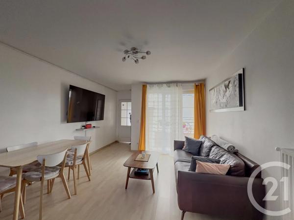 Appartement F4 à vendre  4 pièces - 71,44 m 2   LE BLANC MESNIL  - 93
