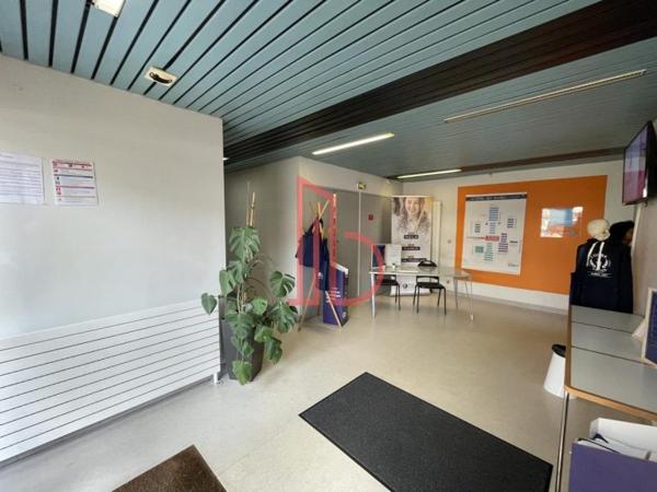 Bureau de 660 m² à louer à Bordeaux Meriadeck
