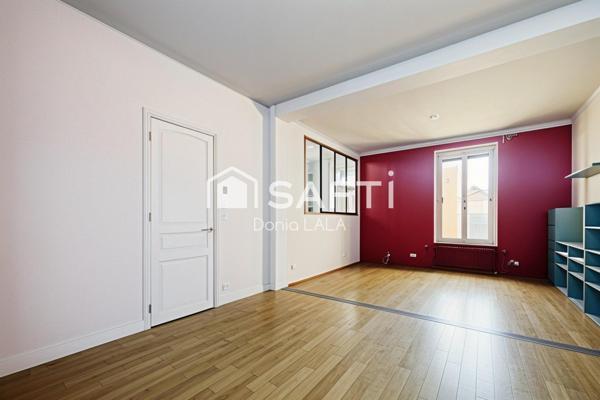 Maison de ville renovée avec un grand jardin