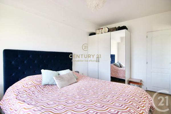 Appartement F2 à vendre  2 pièces - 43,40 m 2   CHESSY  - 77