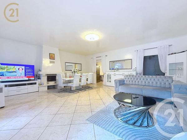 Maison à vendre  4 pièces - 132,71 m 2   BONDY  - 93