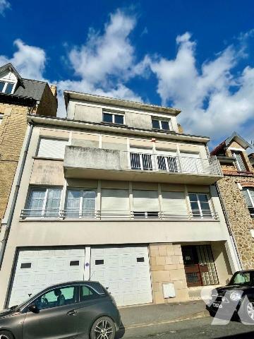 4 APPARTEMENTS RENOVES IDEAL INVESTISSEUR

A vendre à RETHEL (08300), en plein Centre-Ville, ...
