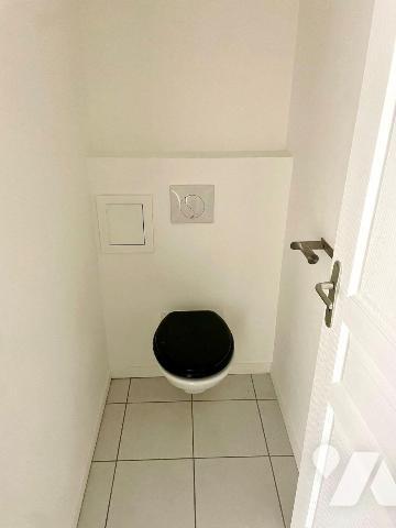 4 APPARTEMENTS RENOVES IDEAL INVESTISSEUR

A vendre à RETHEL (08300), en plein Centre-Ville, ...