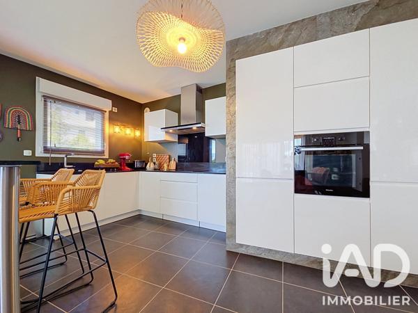Appartement à vendre 4 pièces 93 m² Saint-Julien-en-Genevois