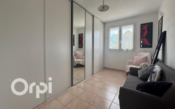 Maison à vendre    5 pièces •  Saint-Martin-de-Crau