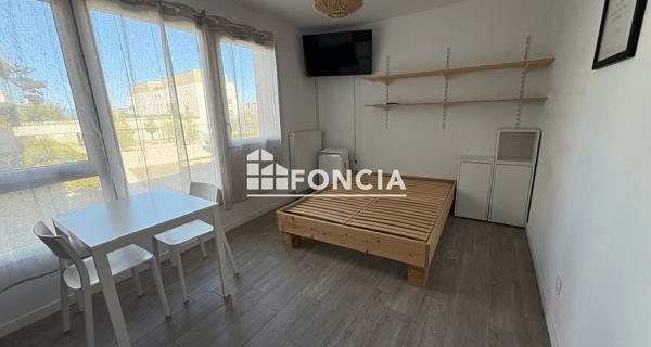 Location Studio meublé 22.91 m² - Monteux 84170