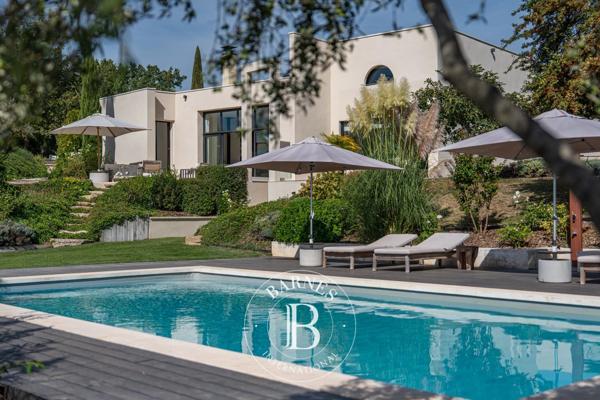 Roussillon, Maison 4 Chambres -  225 m² à vendre