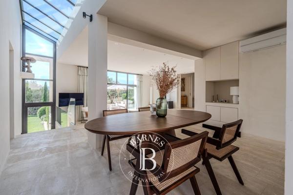 Roussillon, Maison 4 Chambres -  225 m² à vendre