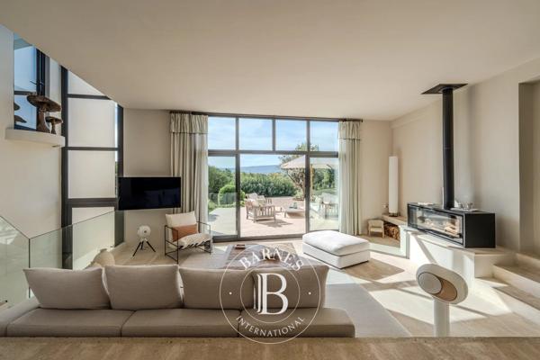 Roussillon, Maison 4 Chambres -  225 m² à vendre