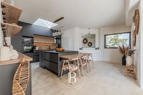 Roussillon, Maison 4 Chambres -  225 m² à vendre