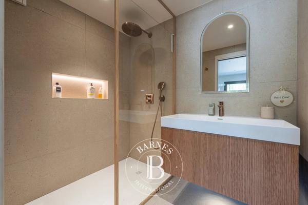 Roussillon, Maison 4 Chambres -  225 m² à vendre