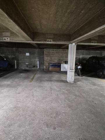 Place de PARKING dans copropriété sécurisée - Paris 12