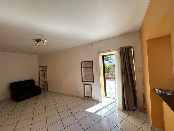 Vente Maison90 m² - 4 Pièces - CALMONT (12450)