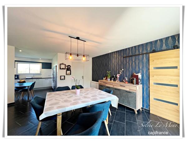 À vendre au Sourn, à proximité immédiate de Pontivy : découvrez cette spacieuse maison familiale de plus de 200 m² habitables