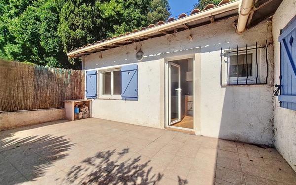 Maison à vendre    2 pièces •  Le Cannet