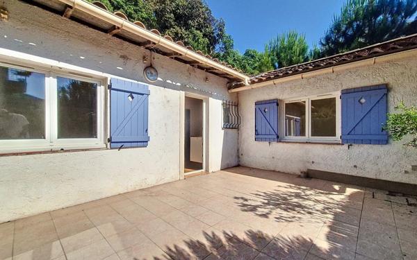 Maison à vendre    2 pièces •  Le Cannet