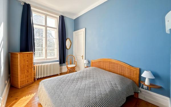 Maison à vendre    21 pièces • 625 m2 Outreau