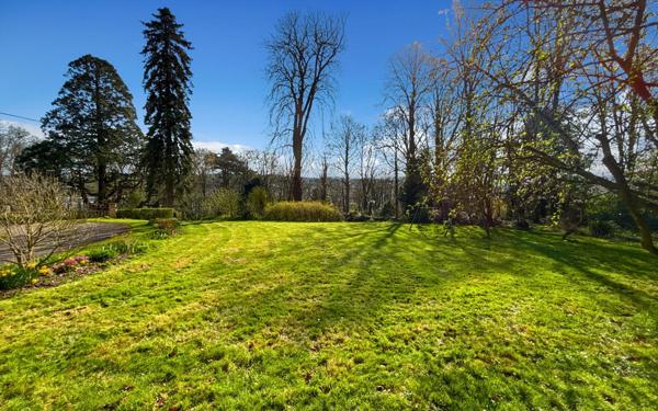 Maison à vendre    21 pièces • 625 m2 Outreau