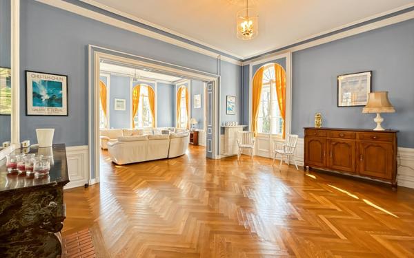 Maison à vendre    21 pièces • 625 m2 Outreau