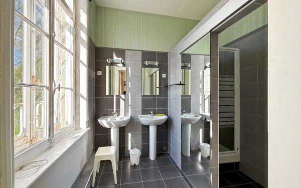 Maison à vendre    21 pièces • 625 m2 Outreau