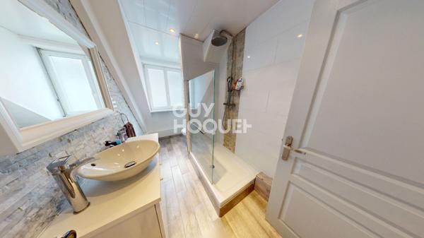 Appartement 3 pièces de 64 m² au Dernier étage et au Centre-ville de Mulhouse