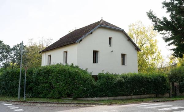 Maison familiale avec grand jardin