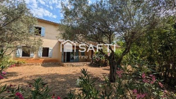 LES ARCS sur ARGENS, dans un secteur prisé, propriété de 217 m² composée de deux habitations sur une parcelle de 1 hectare. idéal familles nombreuses, maison de famille ou maison de vacances. un véritable coup de coeur assuré !