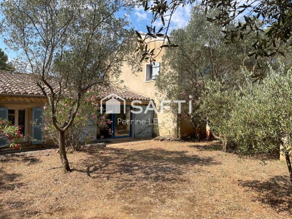 LES ARCS sur ARGENS, dans un secteur prisé, propriété de 217 m² composée de deux habitations sur une parcelle de 1 hectare. idéal familles nombreuses, maison de famille ou maison de vacances. un véritable coup de coeur assuré !