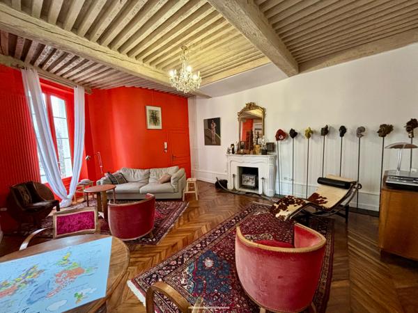 Triplex avec garage