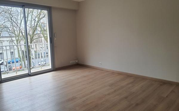Appartement à vendre    3 pièces • 85 m2 Tours