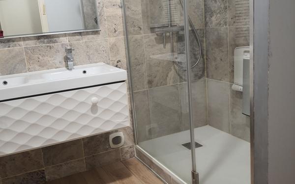 Appartement à vendre    3 pièces • 85 m2 Tours