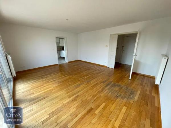 Appartement à louer 4 pièces 82.34m²