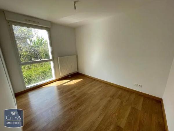 Appartement à louer 4 pièces 82.34m²