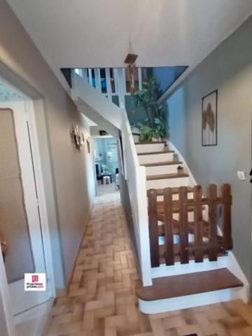 TRUN (61160) maison   5 pièces,  103  m2 environ,  4 chambres, 1 bureau  PRIX  156 450 honoraires 5% inclus à la charge de l'acquéreur, soit 149 000 hors honoraires
