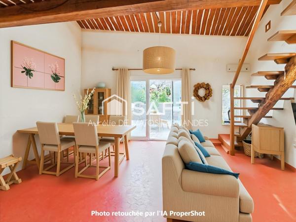 Maison dans le village des artistes avec jardin