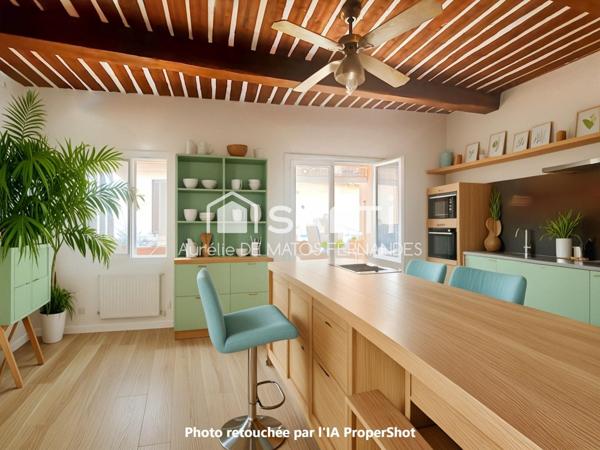 Maison dans le village des artistes avec jardin