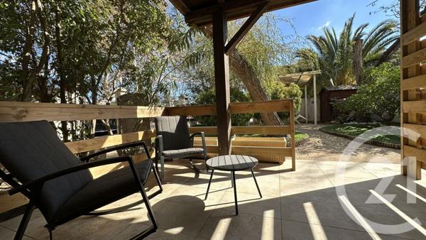 Maison à vendre  12 pièces - 237 m2 SALIN DE GIRAUD - 13